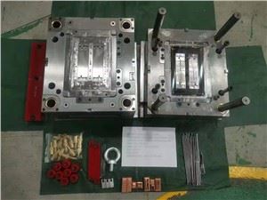 High Precision Mold Producător de plastic de injecție de luare a face